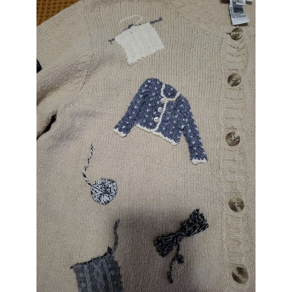 Vintage Talbots Button Sweater Detailed Crocheter Knitter Crafts Sewing GUC M - Picture 2 of 8